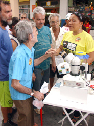 As atividades de panfletagem, aconteceram por todo dia, em vários pontos da cidade  