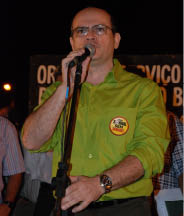 Secretário da Saúde, Carlos Hilton, esteve presente ao encerramento do mutirão