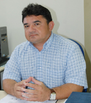 Secretário da Educação Julio César Alexandre 