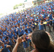 65.056 pessoas (36,78% da população total) participaram do evento