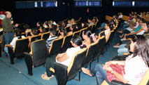 Secretário Carlos Hilton fala durante o Encontro no Centro de Convenções.