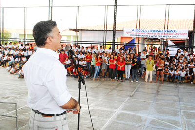 Laboratório de Informática da Escola Vicente Antenor Ferreira Gomes - Rafael Arruda, inaugurado em 14 de março de 2012.