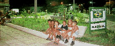 b30-04_04.GIF (19860 bytes)