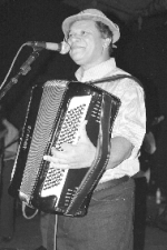 b22-06_02.GIF (33575 bytes)