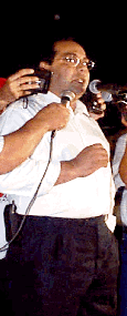 b28-06_02.GIF (19298 bytes)